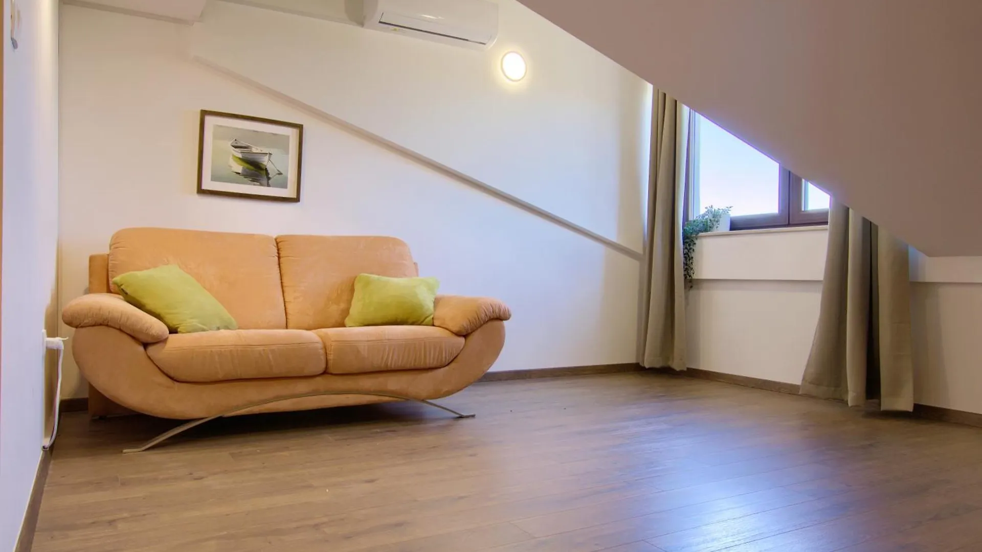 Olive Grove Retreat Apartment Kali